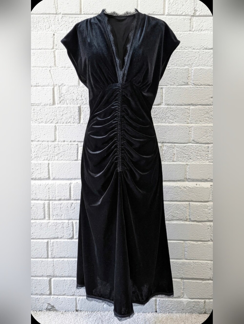 Vintage Jonathan Martin Studio Black Velvet Ruched V-Neck Dress Size 14 - Picture 3 of 8